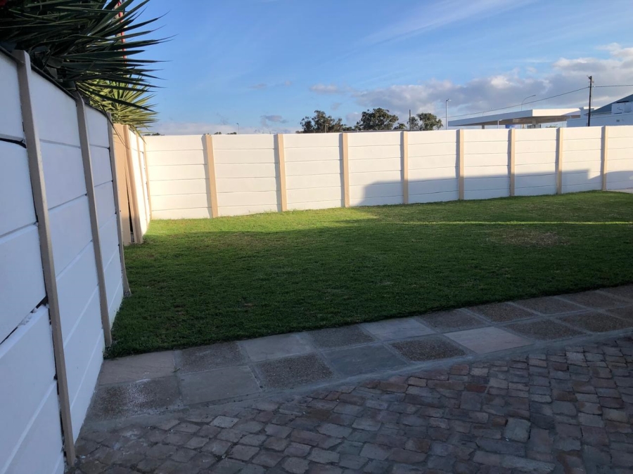 3 Bedroom Property for Sale in Croydon Western Cape